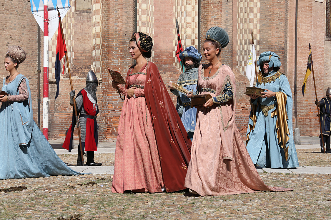 -412- BORGO SANTA MARIA NUOVA.jpg